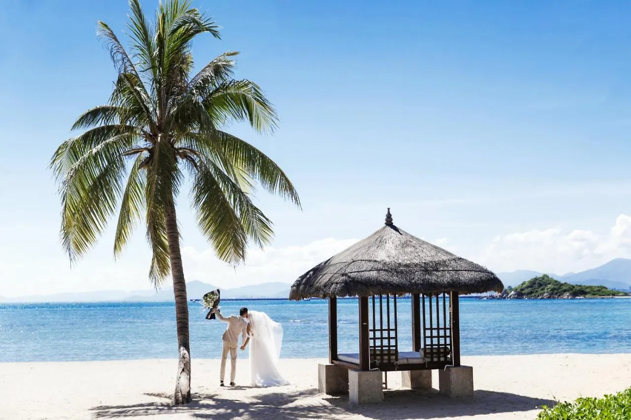 Banyan Tree Sanya - Private Beach